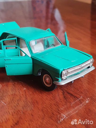 Волга газ-24 модель А14 1:43