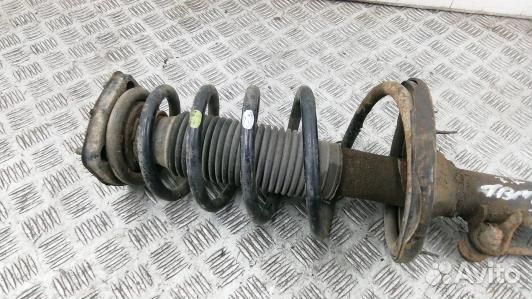 Стойка задняя правая KIA sportage 2 (1BN05SK01)