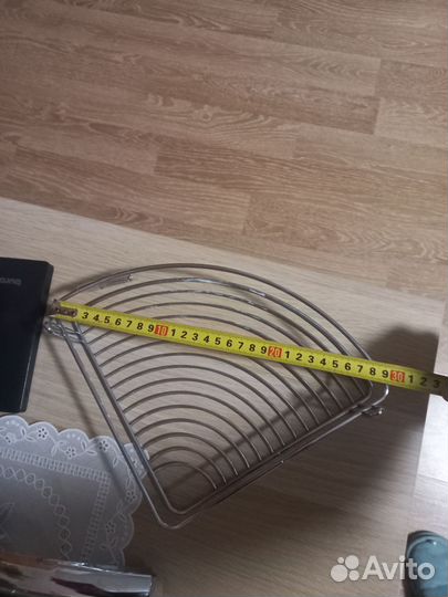 Угловая полка для ванной