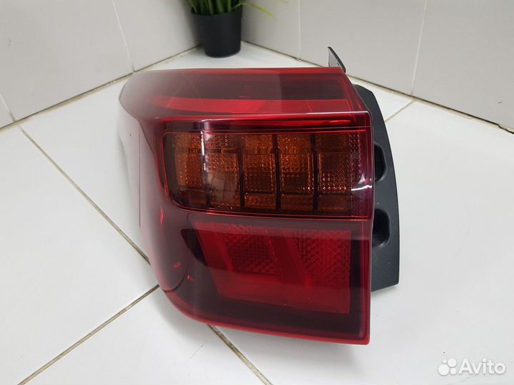 Фонарь задний левый наружний (Kia Seltos)