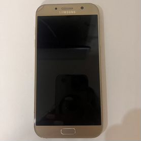 Samsung Galaxy A7 (2017) SM-A720F/DS, 3/32 ГБ