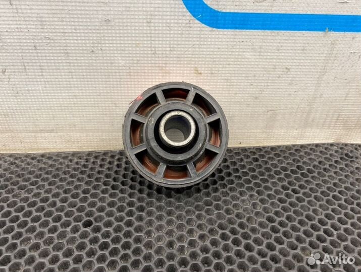 Подушка кузова Land Rover Discovery L319 406PN 4.0