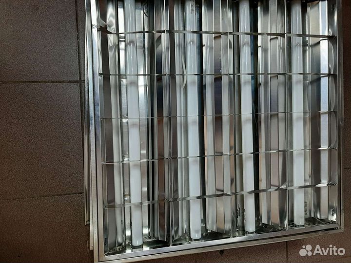 Светильник потолочный