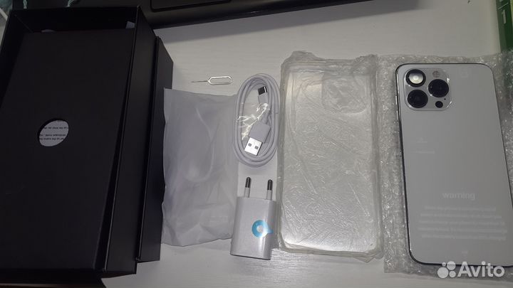Телефон i15 pro max