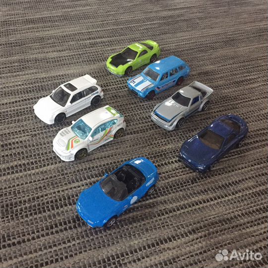 Машинки hot wheels