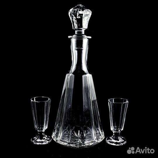 Графин граненый хрустальный. 0,7 л