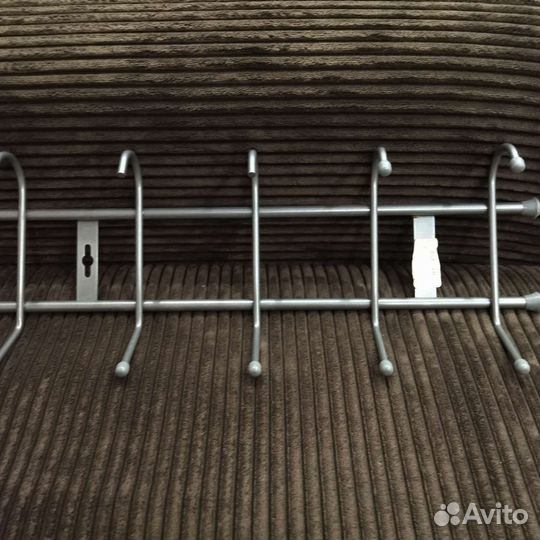 Вешалка новая