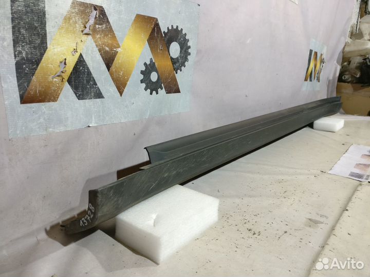 Порш Макан 2013- Порог левый 13728