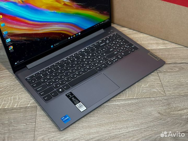 Lenovo 15.6 i5-12450H (8ядер) 16/512 Ноутбук