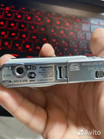 Компактный фотоаппарат Panasonic DMC-FX37