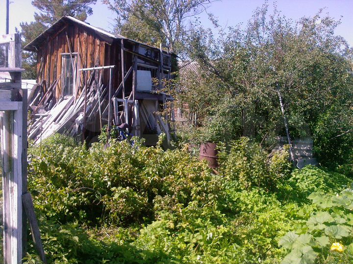 Дача 25 м² на участке 3,8 сот.