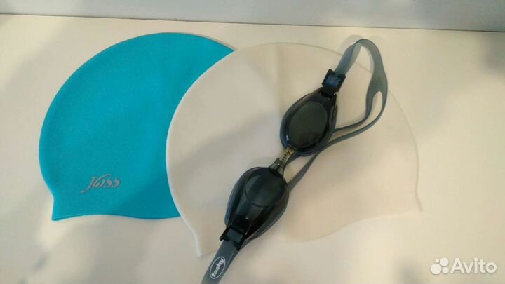 Очки, шапочки для бассейна на 7-12 лет
