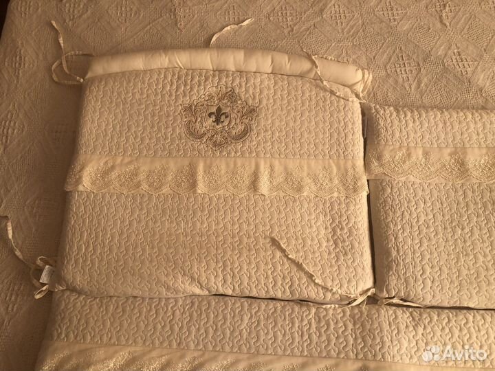 Бортики в кроватку