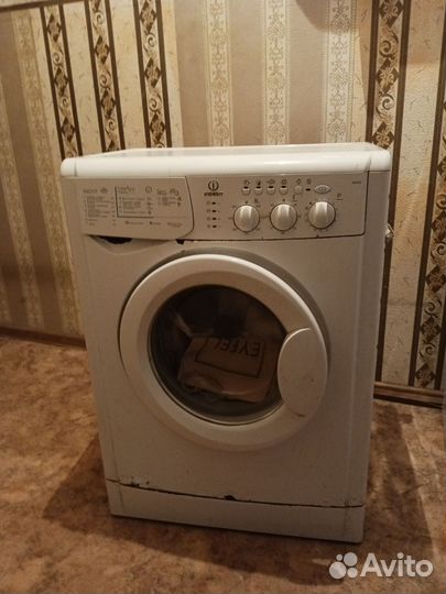 Стиральная машина бу indesit