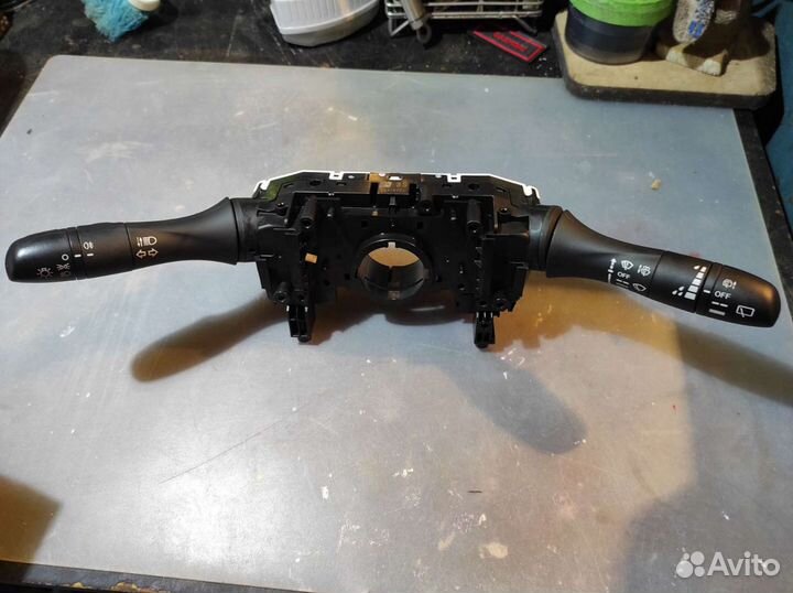 Продаю подрулевой переключатель Nissan Qashqai j11