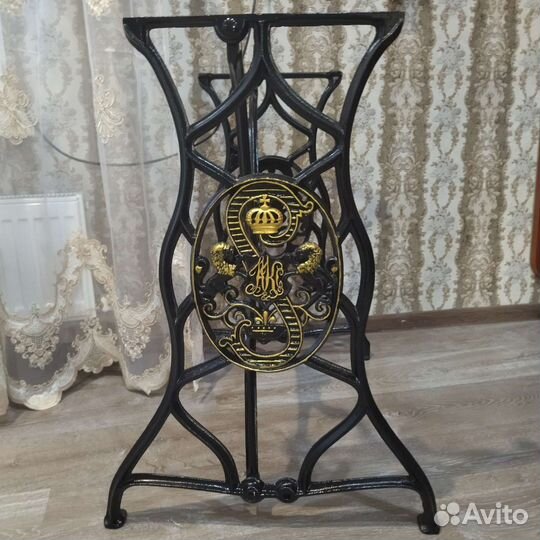 Чугунная станина от швейной машинки