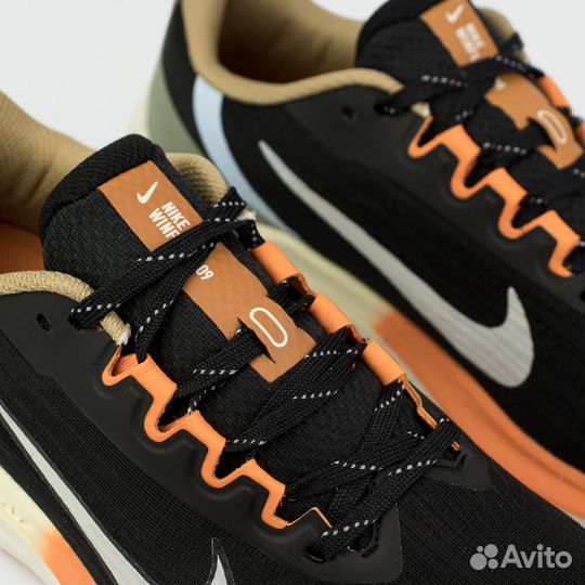Nike Air Winflo 9 Black / Green / Orange