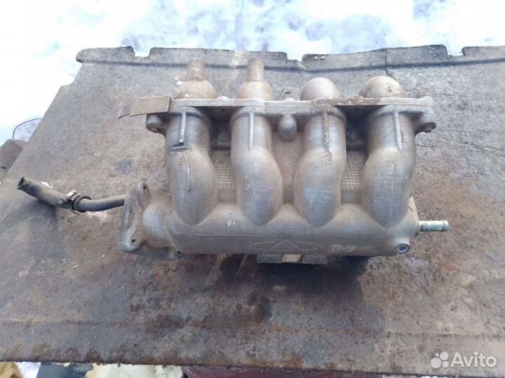 Коллектор впускной Chery Amulet