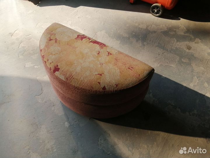 Продам пуфик