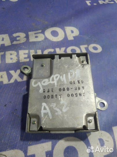 Блок управления рулевой рейкой Nissan Cefiro A32