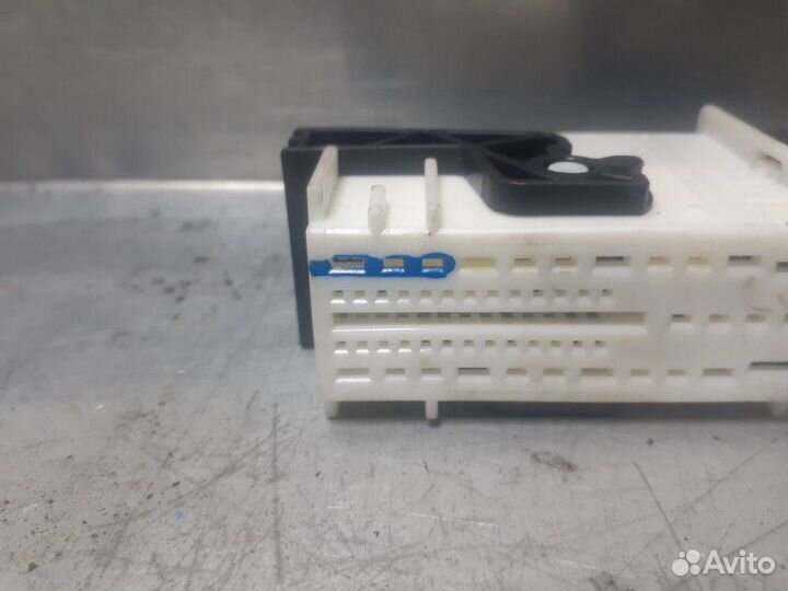 Разъем 52-ти штекерный Skoda Octavia (A5 1Z)