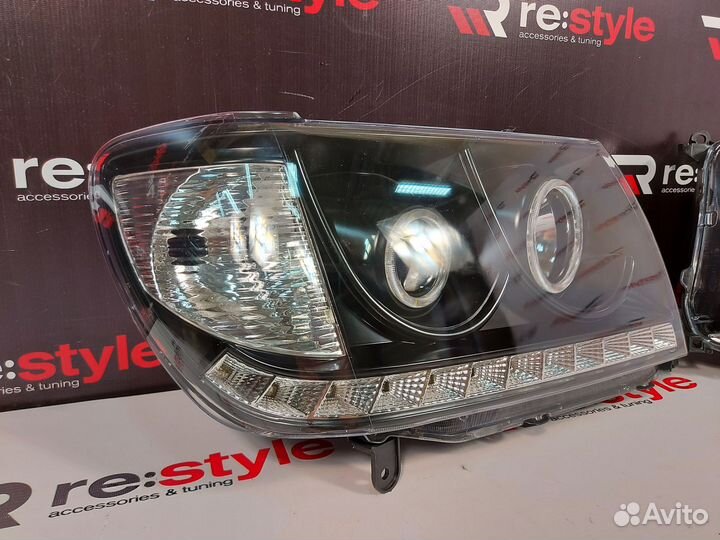 Фары Toyota Land Cruiser 100 03-07г LED Темные