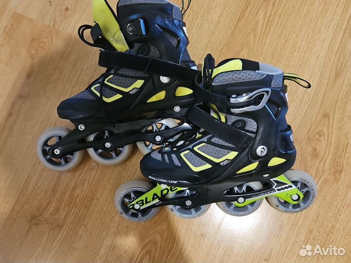 Ролики Rollerblade Macroblade 90. Размер 38 (24,5)