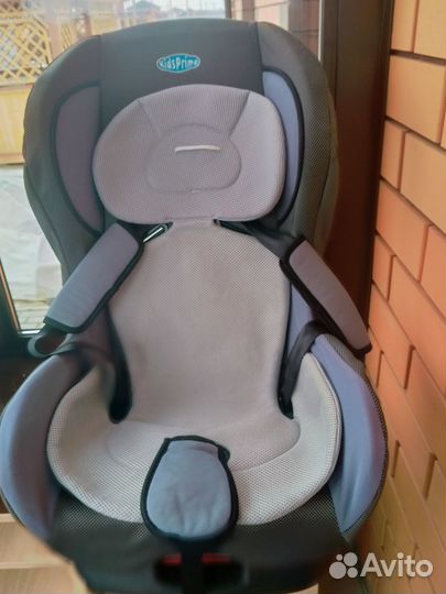 Продам авто кресло детское