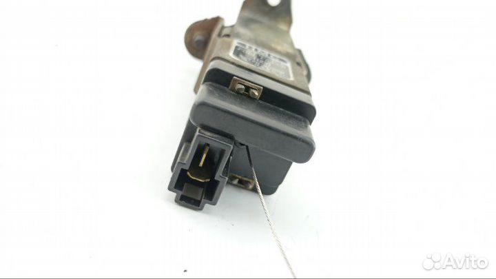 Активатор лючка бензобака Hyundai Sonata EF G6BA