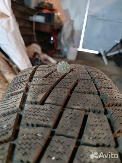 Колесо 1шт (одно) с диском Bridgestone blizzak R14