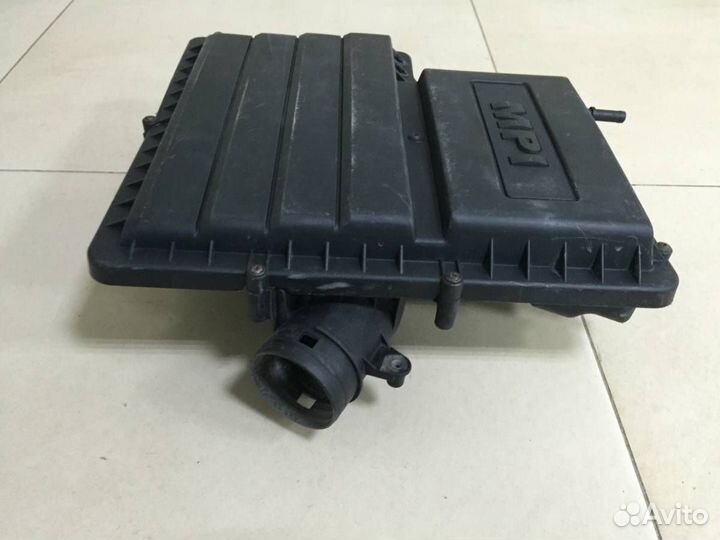 Корпус воздушного фильтра Volkswagen Polo Sed RUS 2011