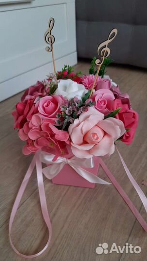 Букет для любимых учителей в музыкальной школе