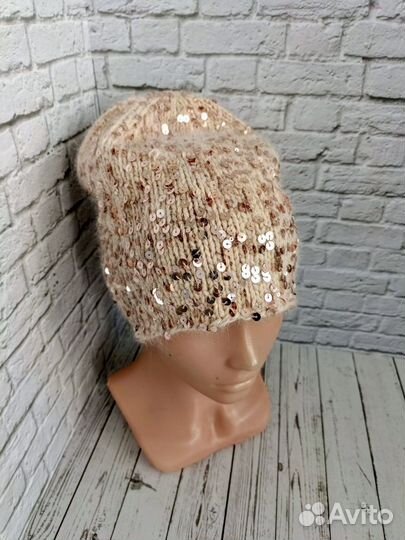 Шапка бини с пайетками