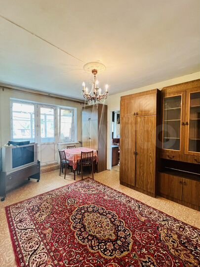 2-к. квартира, 45 м², 2/4 эт.