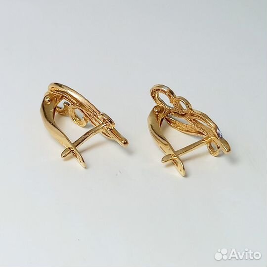 Золотые серьги