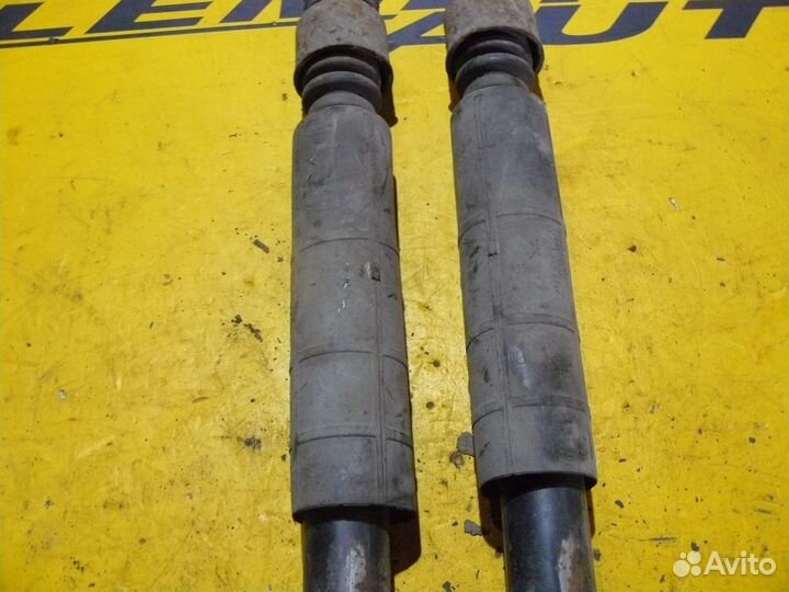 Амортизаторы задние для Nissan Tiida C11 2010г