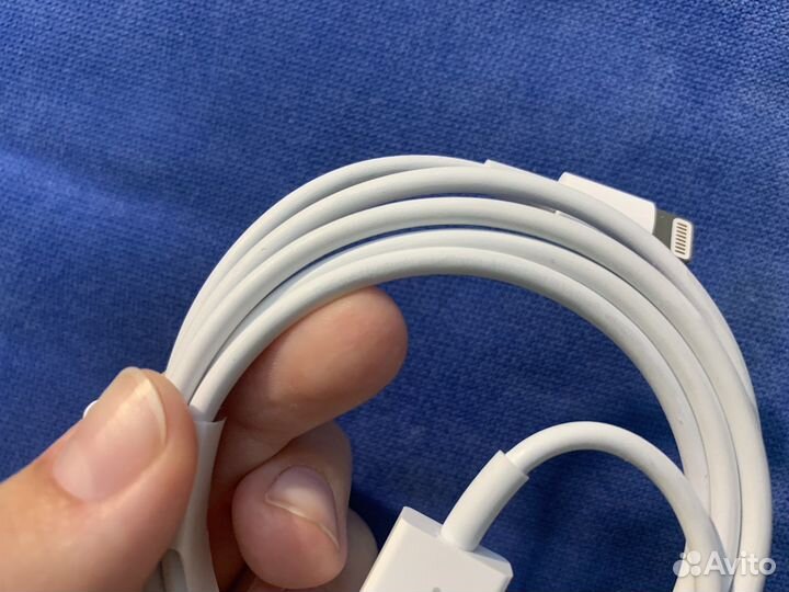 Зарядка для iPhone оригинал новая и б/у