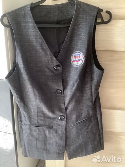 Жилет для девочки школа 509