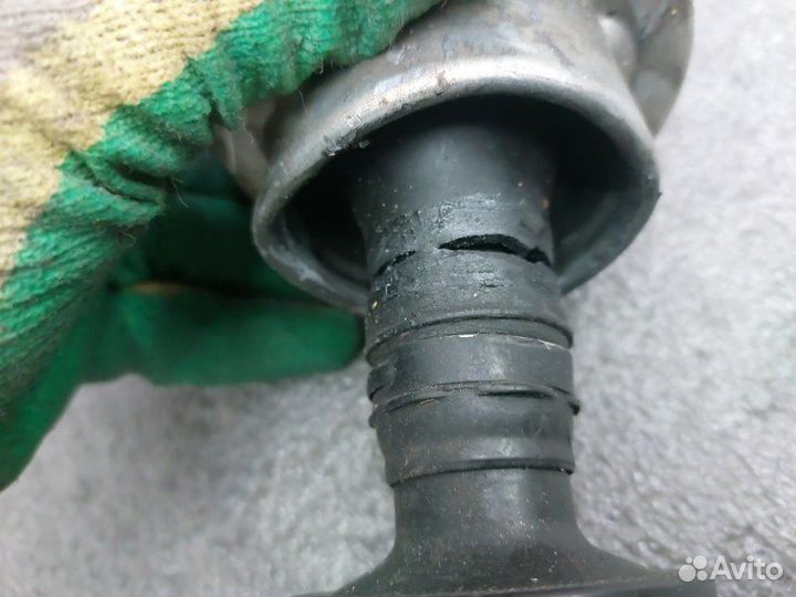 Карданный вал передний Jeep Grand Cherokee WK2