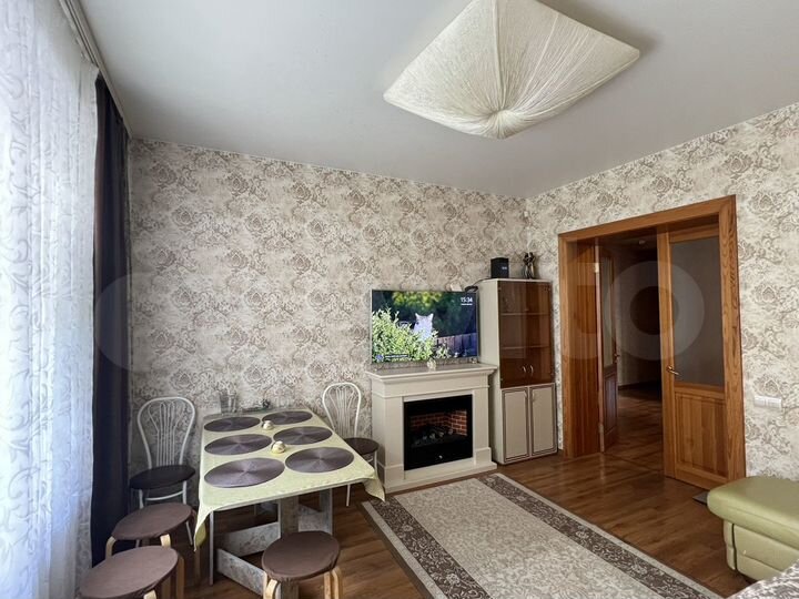 3-к. квартира, 116 м², 2/6 эт.