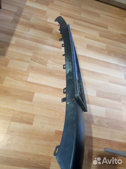 Накладка переднего бампера Peugeot 308 рестайлинг