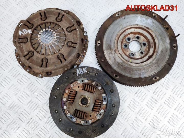 Комплект сцепления Audi 80 B4 2.0 ABK 026105269L