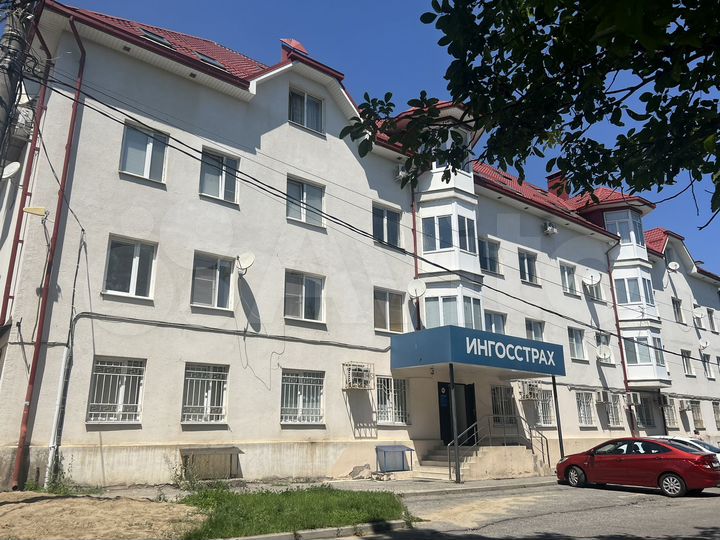 3-к. квартира, 123 м², 3/4 эт.