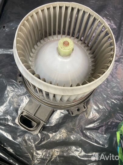 Мотор печки отопителя Тойота Фортунер 2018г