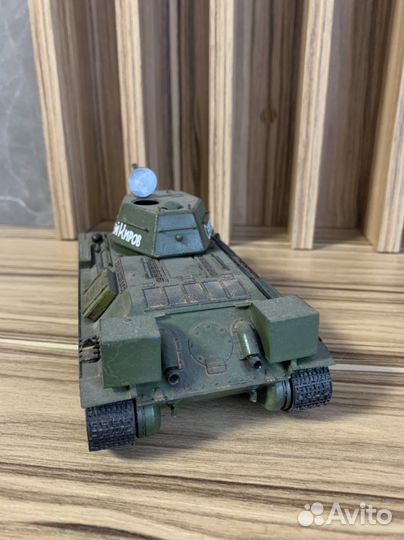 Модель танка Т-34/76 ручная работа роспись