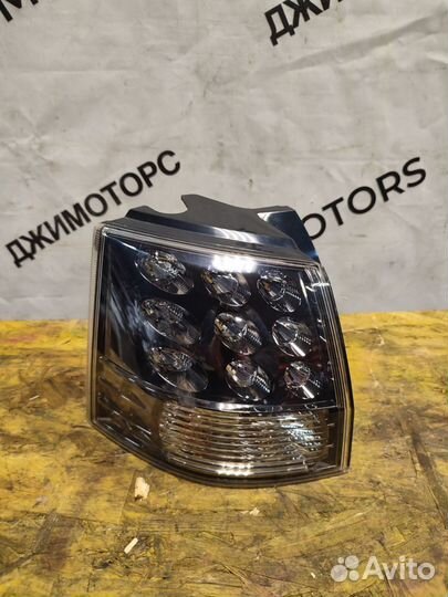 Задний левый фонарь Mitsubishi Outlander Xl CW5W