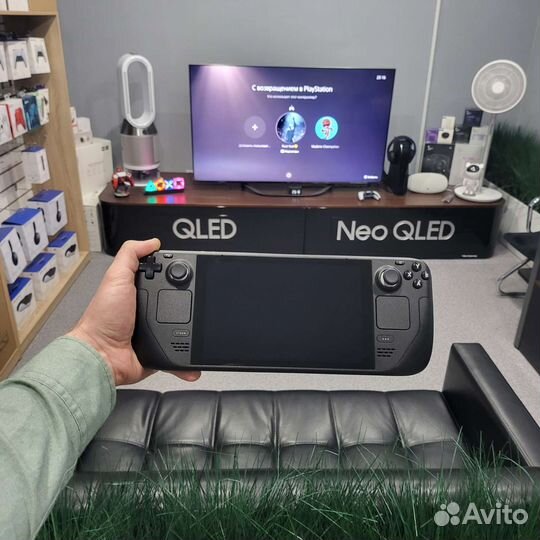 Игровая консоль Valve Steam Deck