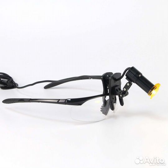 Налобный осветитель