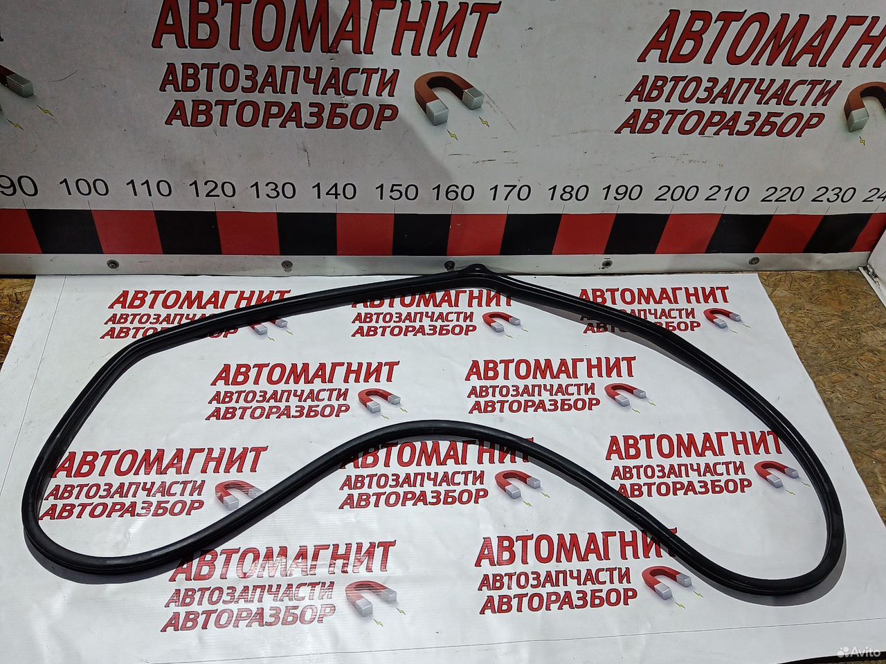 Уплотнитель двери задней правой Хендай i40