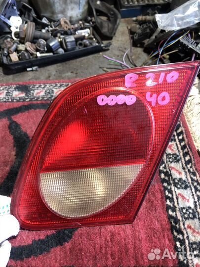 Задние фонари Мерседес W210